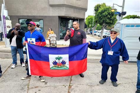 La Communities Come Together To Commemorate Haitian Flag Day Ems