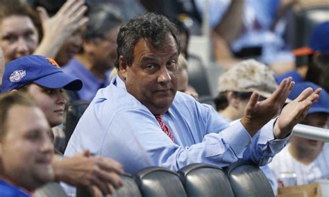 Gov. Chris Christie Booed By Entire Stadium After Catching Foul Ball at ...