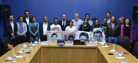 Inician Nueva Etapa En Investigación Del Caso Ayotzinapa Aristegui