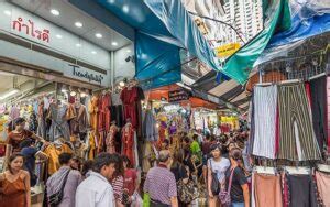 Best 5 Things to Do in Pratunam Night Market Bangkok