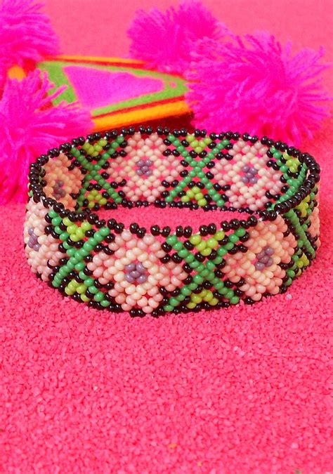 Huichol Beaded GOd S Eye Bracelet In 2021 Bead Jewellery Beaded Cuff