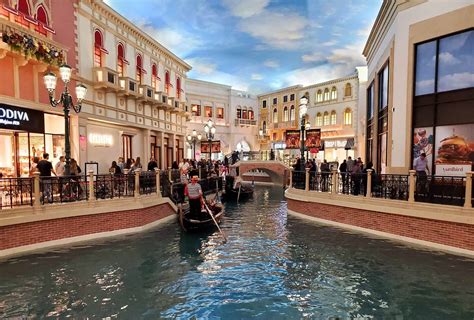 Gondola Rides at the Venetian - Ticket Prices, Cost & Hours, Las Vegas