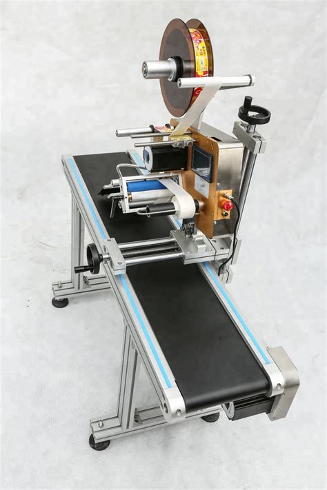 Top Labelling Machine With Conveying Equipment Systems,Box Labellers ...