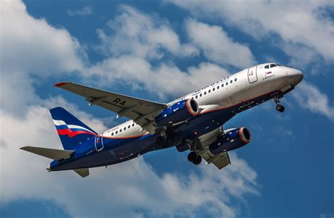 Which Airlines Fly The Sukhoi Superjet? - Simple Flying