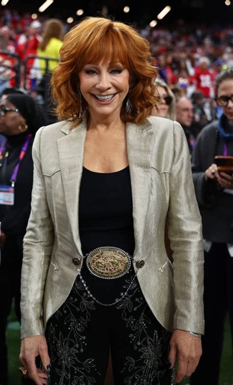 Reba McEntire Performs Riveting National Anthem at Super Bowl - Sports ...