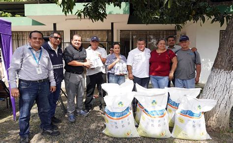 Mag Entrega T Tulos De Propiedad A Peque Os Productores Manabitas