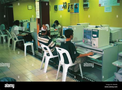 Bangkok Thailand Siam Commercial Center To Center Computer People