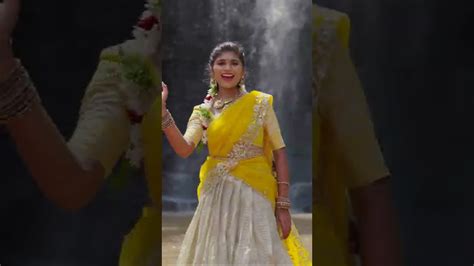 Gummare Gumma Gumma Bathukamma Song 2022 Singer Rohini Songs Madeen