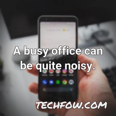 Do Noise Cancelling Headphones Work in an Office [FAQs!] - TechFOW.com