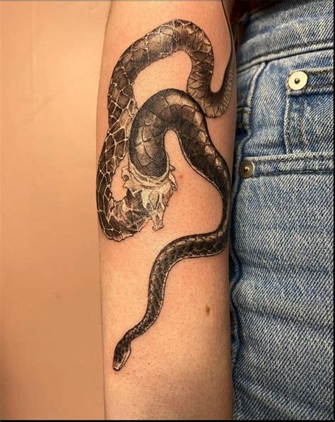 Snake Shedding Skin Tattoo Hand Tattoos For Guys Tattoos Tattoo Pattern