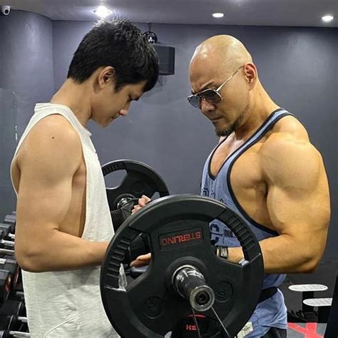 Potret Kebersamaan Deddy Corbuzier Dan Azka Corbuzier Bak Kakak Adik