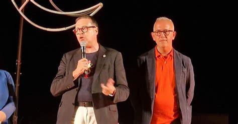 Il Varco Sul Mare Si Trasforma In Teatro A Cielo Aperto Il Veregra