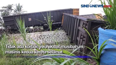 Tabrakan Dua Kereta Pengangkut Batu Bara Saling Hantam Di Stasiun