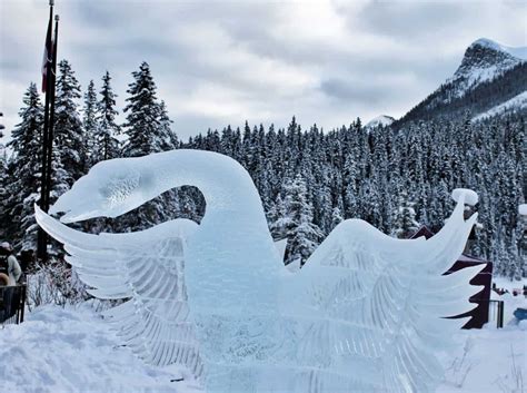 Lake Louise Ice Sculptures & 16 Fun Lake Louise Winter Activities (2025)