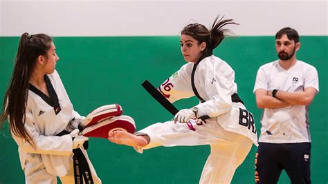 Medalhistas De T Quio Torneio Internacional De Taekwondo Re Ne