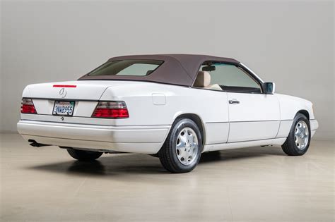 1995 Mercedes-Benz E320 Convertible _6567