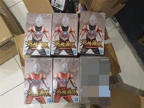 Ultraman Orb The Origin Saga Heros Brave Statue Figure