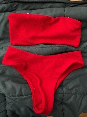 Flattering Red Strapless Bikini 20 From Hannah