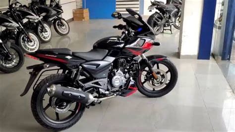 Bajaj Pulsar 220f Makes A Comeback Bookings Open At Dealerships Ht Auto