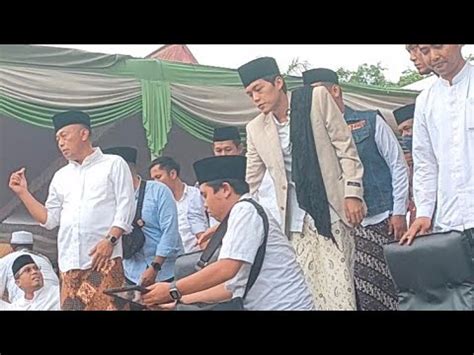 PERDANA GELAR PENGAJIAN AKBAR GUS IQDAM DI ALUN PONOROGO FULL EMAK