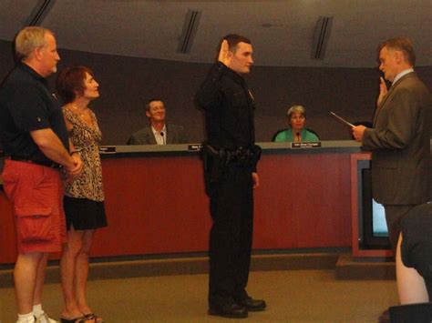 New Rosemount Police Officer Takes Oath Of Office Apple Valley Mn Patch