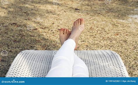 Barefoot Damsels Chair