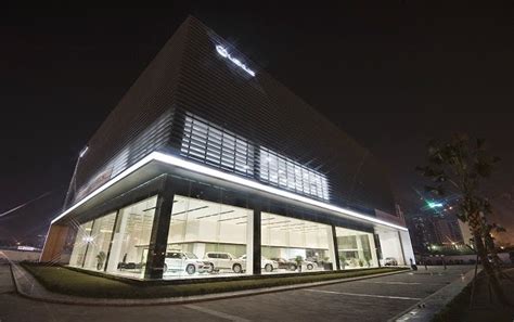 Lexus opens new showroom in Vietnam | Carsfresh