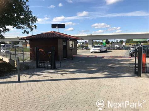 Auto Airport Parking Gdańsk | Parking Airport Gdansk - NextPark