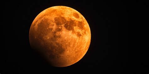 How To Watch The Blood Moon Total Lunar Eclipse This Weekend