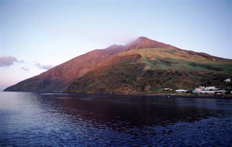 Global Volcanism Program | Italy Volcanoes