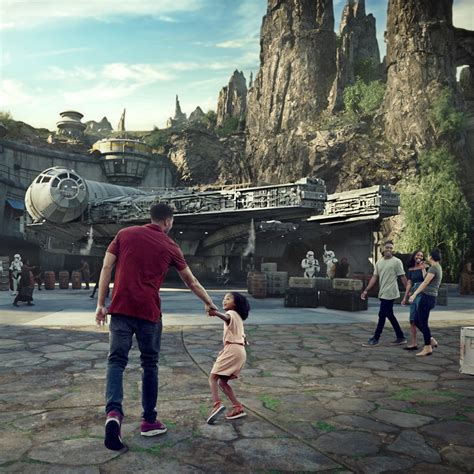 Star Wars Galaxy S Edge Star Wars Land In California Disneyland Resort