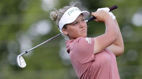 Golfer Brooke Henderson Wins Rosenfeld Award As Cp Female Athlete Of