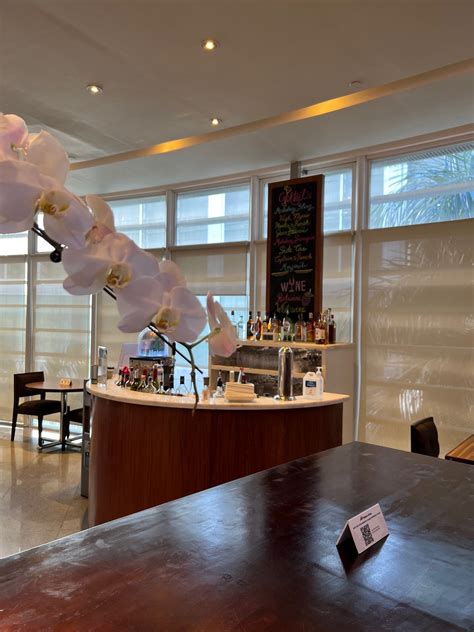 Lounge Review: Mabuhay International Lounge, Ninoy Aquino Manila