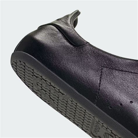 Las adidas Campus de Korn son las zapatillas más metaleras de 2024 | GQ