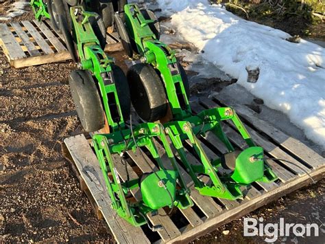 John Deere Maxemerge Xp Planter Row Units Bigiron Auctions