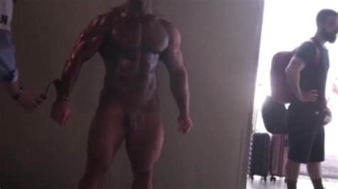 Naked Bodybuilder Backstage ThisVid
