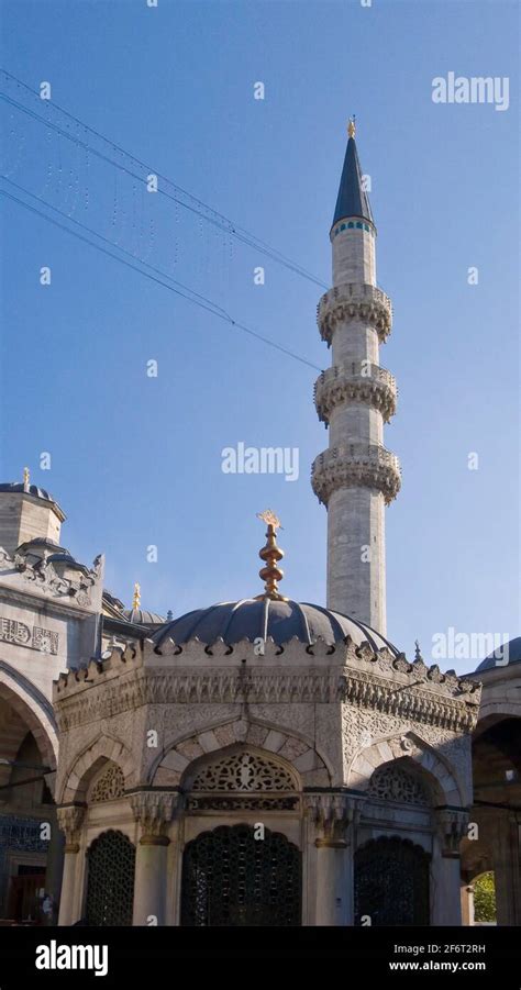 New Mosque Yeni Camii Istanbul Turkey Stock Photo Alamy