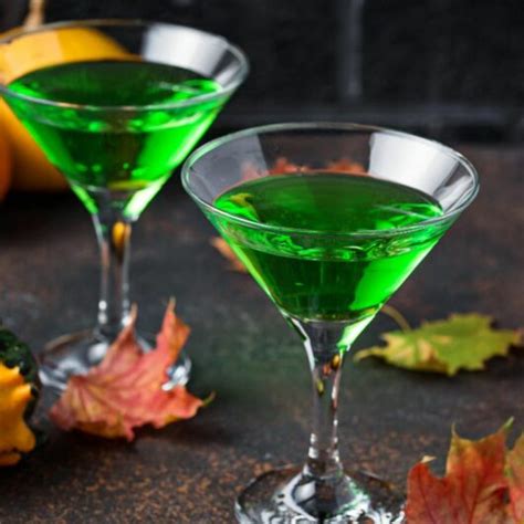 20 Best And Tastiest Green Cocktails Whimsy Spice