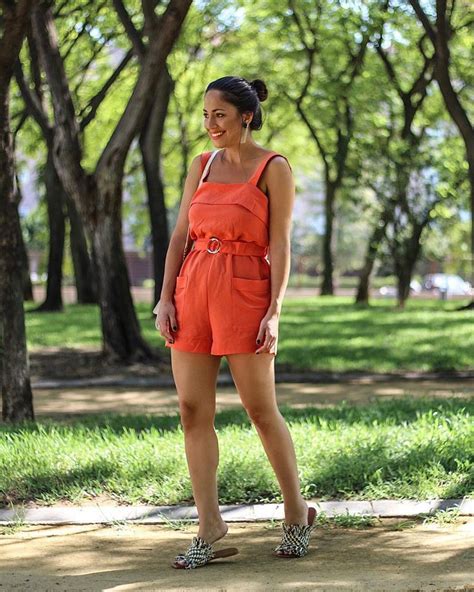 8 Hot Sexy Cristina Calatrava Bikini Pics