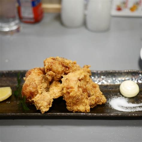 海外進出予定も！新鮮な朝挽き鶏を使用した焼き鳥が旨い、今勢いがある店 メシコレ