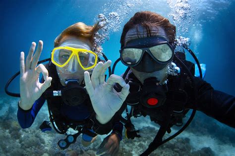 Unterwasser Fünf Erstaunliche Fakten über Das Tauchen [geolino]