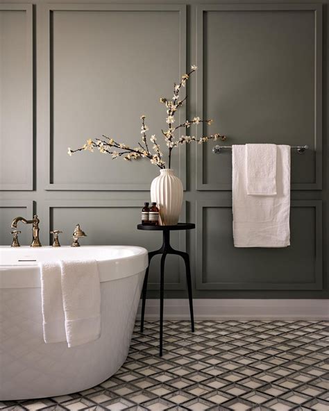 30 Board and Batten Bathroom Designs to Elevate Your Space