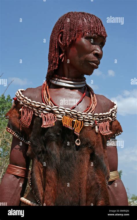 Mature Hamer Tribe Woman Turmi Omo Valley Ethiopia Stock Photo Alamy