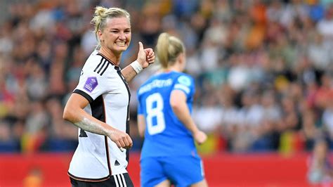 Alexandra Popp tritt aus DFB Team zurück NDR de Sport Fußball