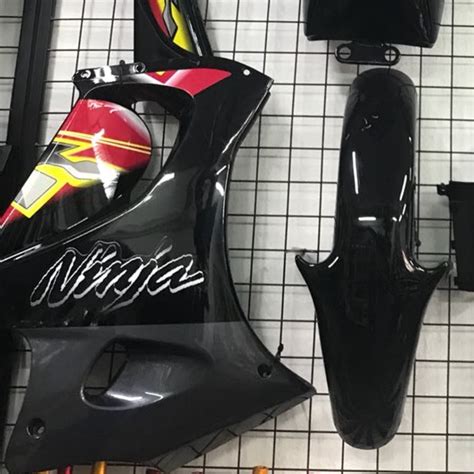 KRR150 ZX150 KAWASAKI KIPS COVERSET FAIRING WITH TANK BLACK NINJA OEM