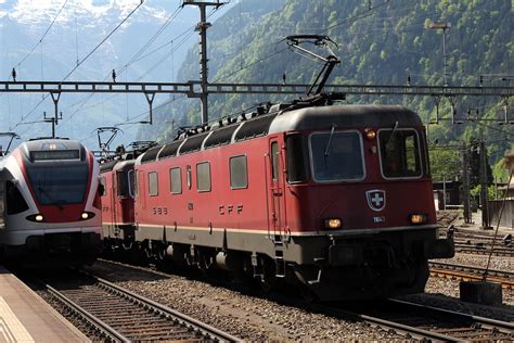 Güterzug mit SBB Lokomotive Re 6 6 11643 Laufen und Re 4 4 Flickr