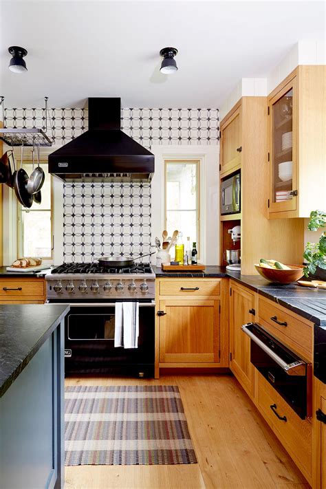 Kitchen Floor Tile With Oak Cabinets Floor Roma