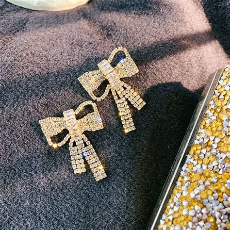 FYUAN boucles d oreilles à nœud papillon en cristal brillant pour