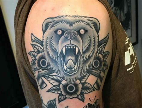 11 Traditional Bear Head Tattoo Ideas That Will Blow Your Mind