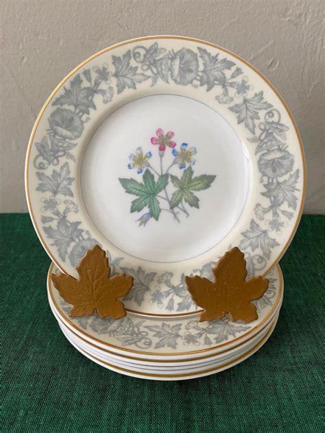 Set Of Wedgwood Bone China Wildflower Ivory Bread Appetizer Plates